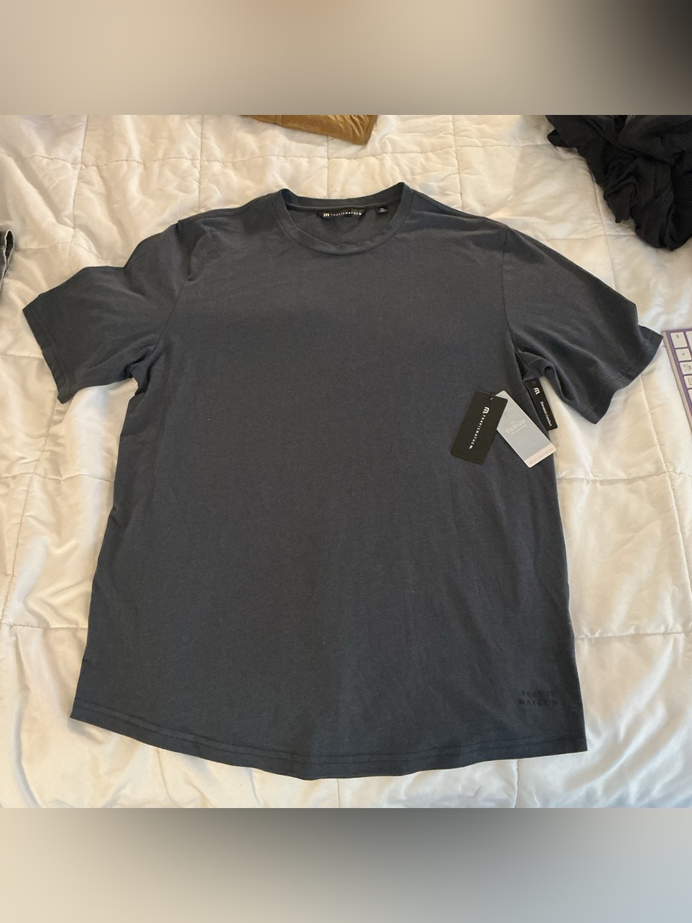 Travis Mathew Cloud Comfort Tee Brand New NWT Medium